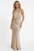 MARIANA | Vestido con Escote Americano