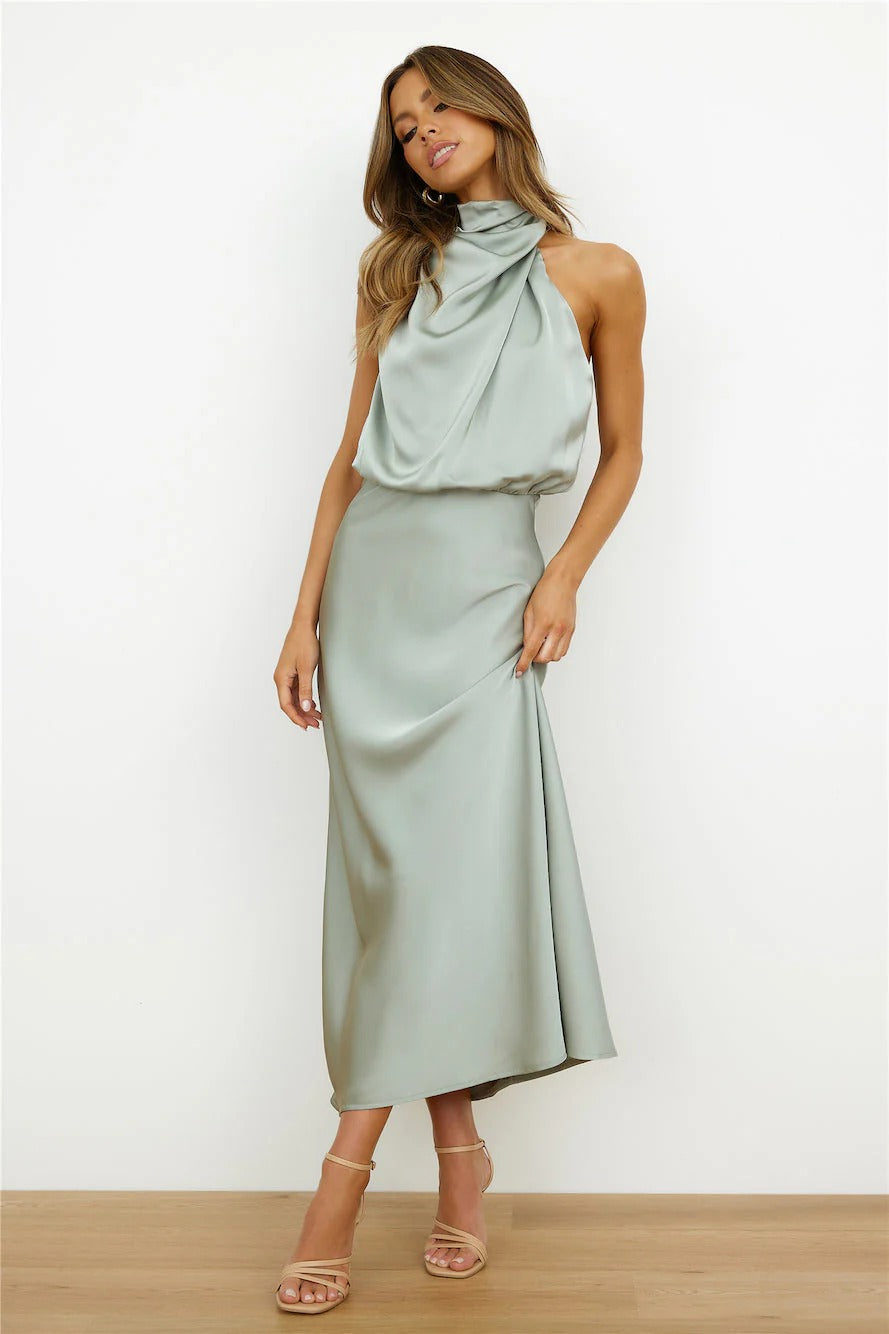 MARIANA | Vestido con Escote Americano