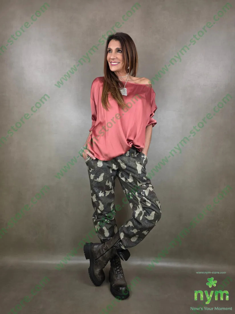 Pantalones estampados militar mujer