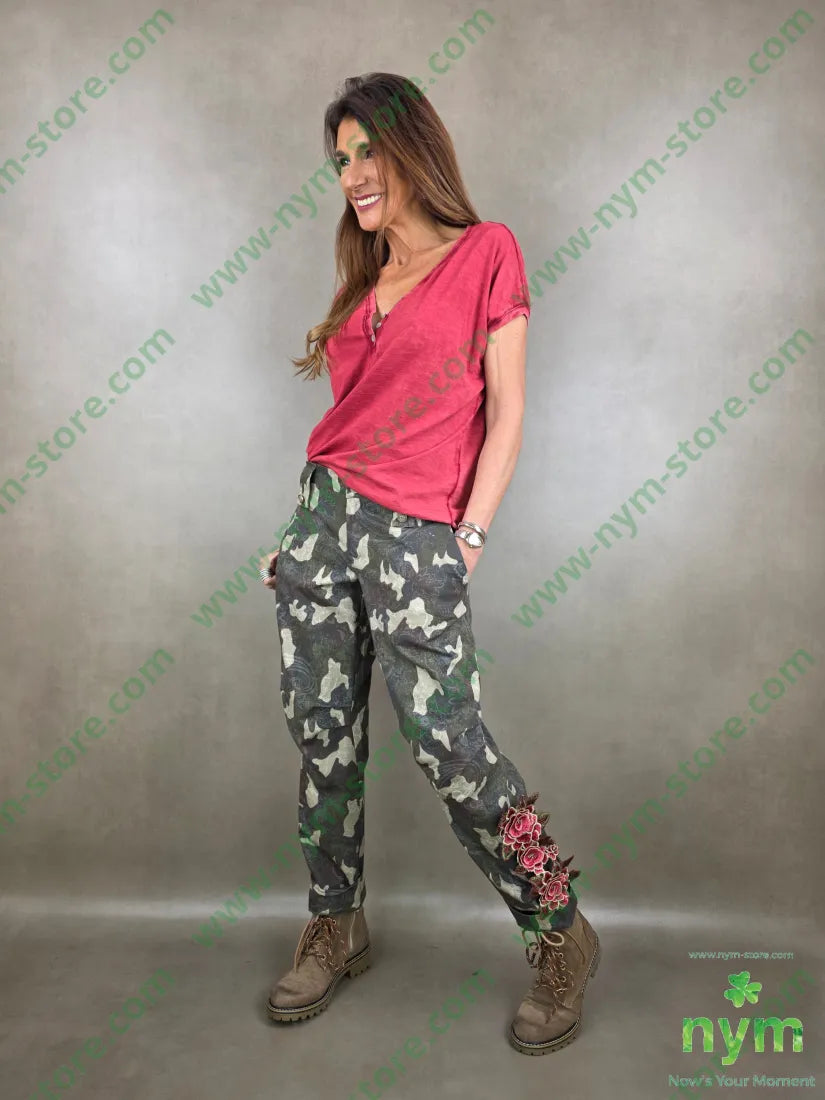 Pantalones estampados militar mujer