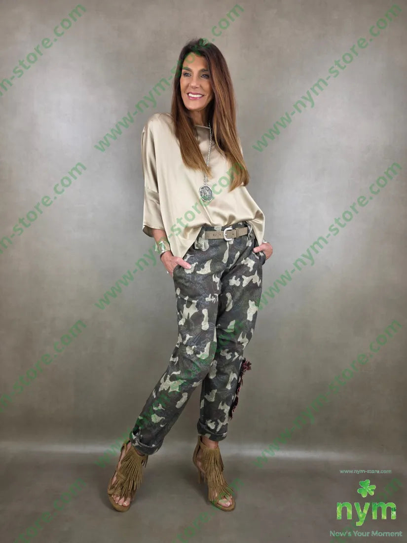 Pantalones estampados militar mujer