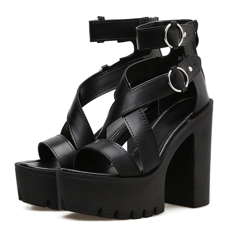 ZAPATO TACON RETRO