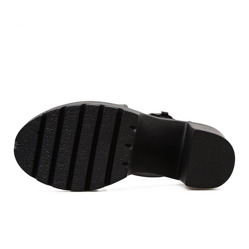 ZAPATO TACON RETRO